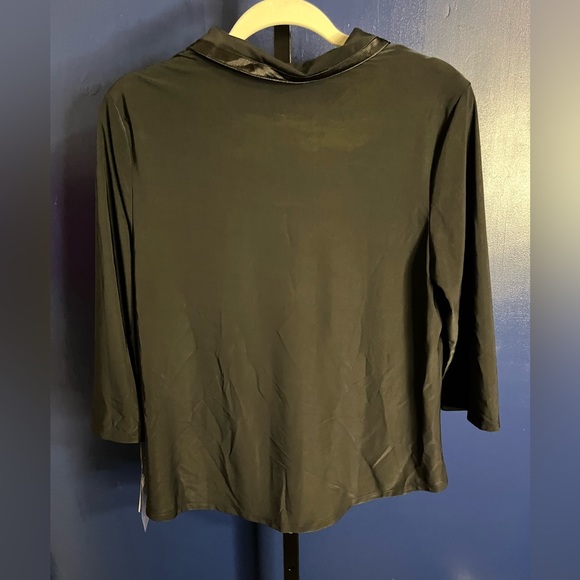 Nottibianche NWT Womens Black Satin Lounge Pajama Top Buttons - Picture 4 of 4